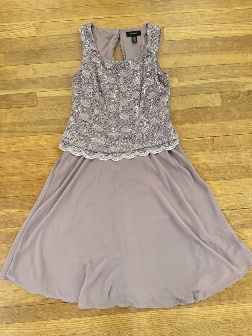 R&M Richards Women's Purple Lace Sequin Midi Dress - Size 8
b93